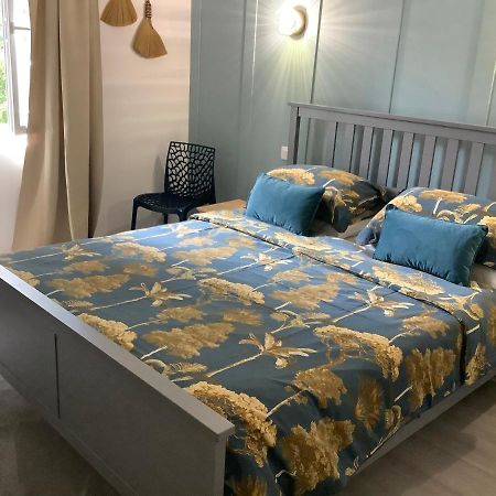 Bed and Breakfast No. 5 Plaisance Plaisance  Esterno foto